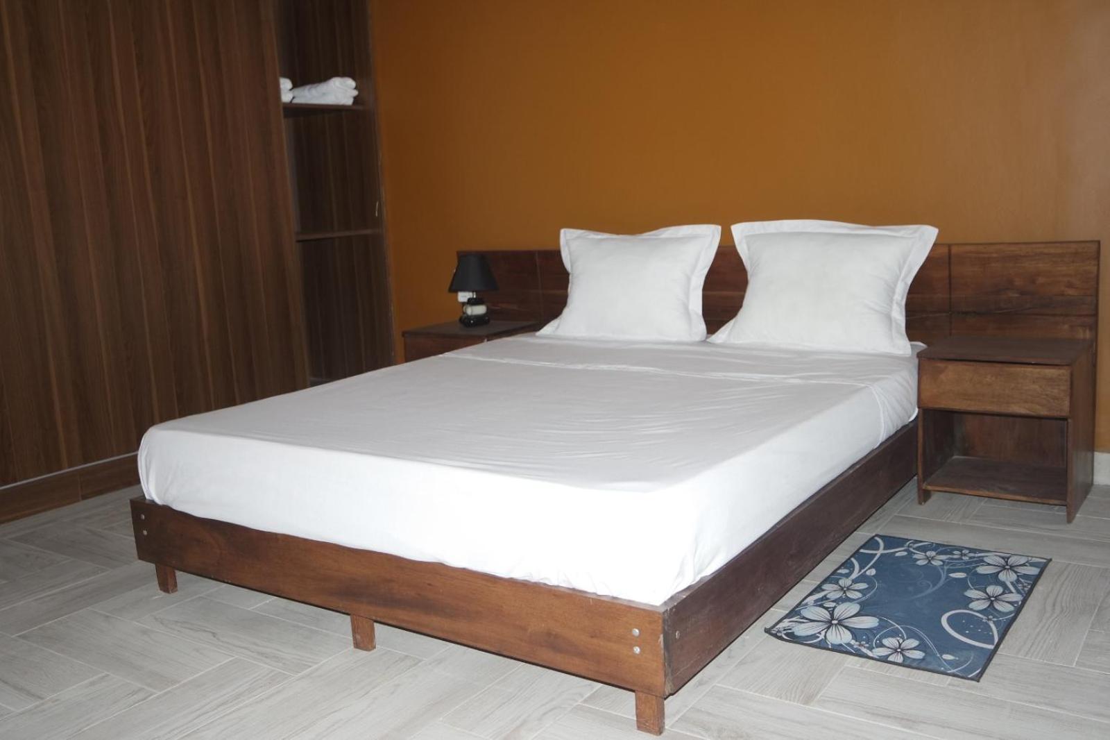 Guest House Nohfy อันตานานารีโว ภายนอก รูปภาพ